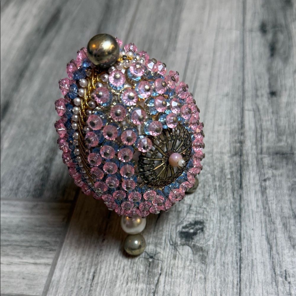 Elegant Pink Crystal Egg on Beaded Tripod